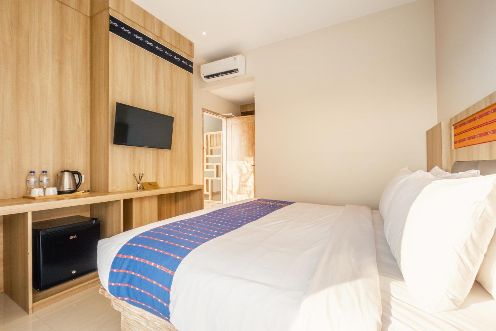 Dejavu 2.0 Hotel Bajo Komodo 라부안 바조 외부 사진