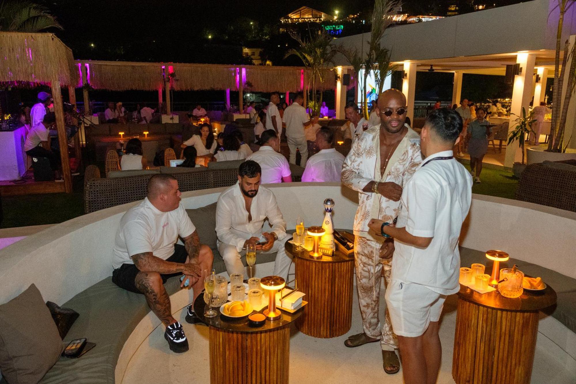 Dejavu 2.0 Hotel Bajo Komodo 라부안 바조 외부 사진